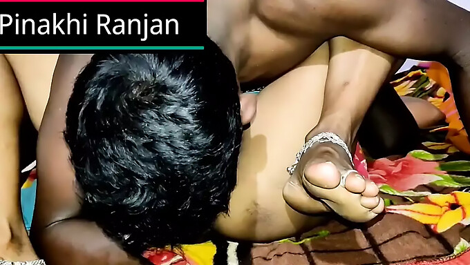 Indian Teen 18 Years Old Gets Fucked On Webcam