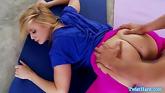 Tehnicile Senzuale De Yoga Și Deepthroat Ale Lui Aj Applegate