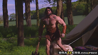 Brazzers 네트워크의 왕과 여왕들이 액션을 합니다