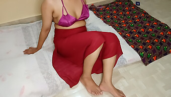 Big Tits And Dirty Talk In A Hot Indian Role Play