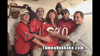 Tampa'S Best Milf In A Bukkake Party