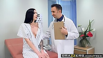 Marley Brinx A Keiran Leed V Drsné A Tvrdé Lékařské Studii