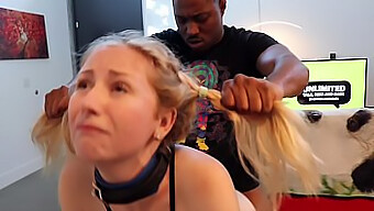 Bdsm Interracial: Spanking Roz Și Joacă Cu Sânii