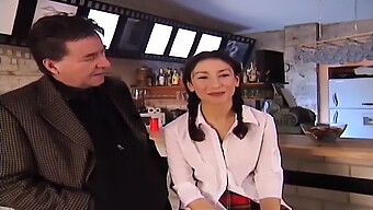 Buceta Vintage: Sibel Kekilli Em Uma Cena Clássica