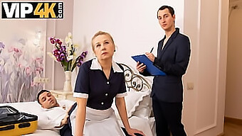 Regarder Une Milf Mature En Uniforme Se Faire Baiser Dans Une Chambre D'Hôtel