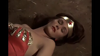 Wonder Woman'S Sex Scene