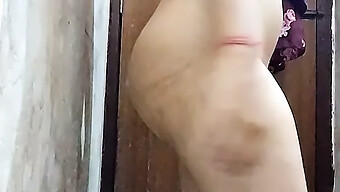 18-Year-Old Indian Girl Enjoys Fingering And Anal Sex