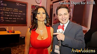 Bu Sıcak Videoda Ava Addams'In Göğüsleri Tam Ekranda