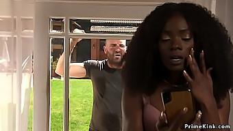 Bdsm Ébano Interracial: Chicoteamento E Sexo Anal Áspero