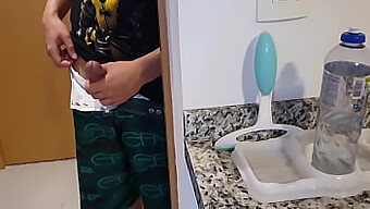 Sexe Incroyable Dans La Cuisine Avec Une Pornstar